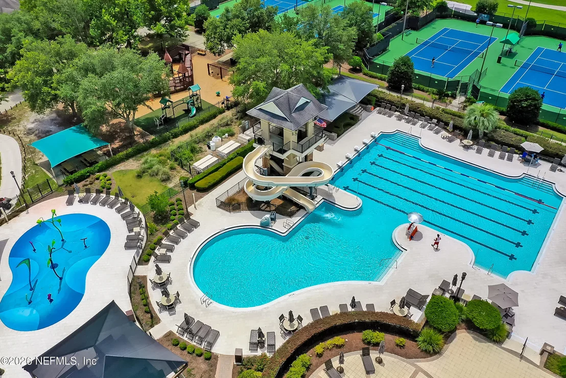 Photo of 907 BROOKHAVEN Drive