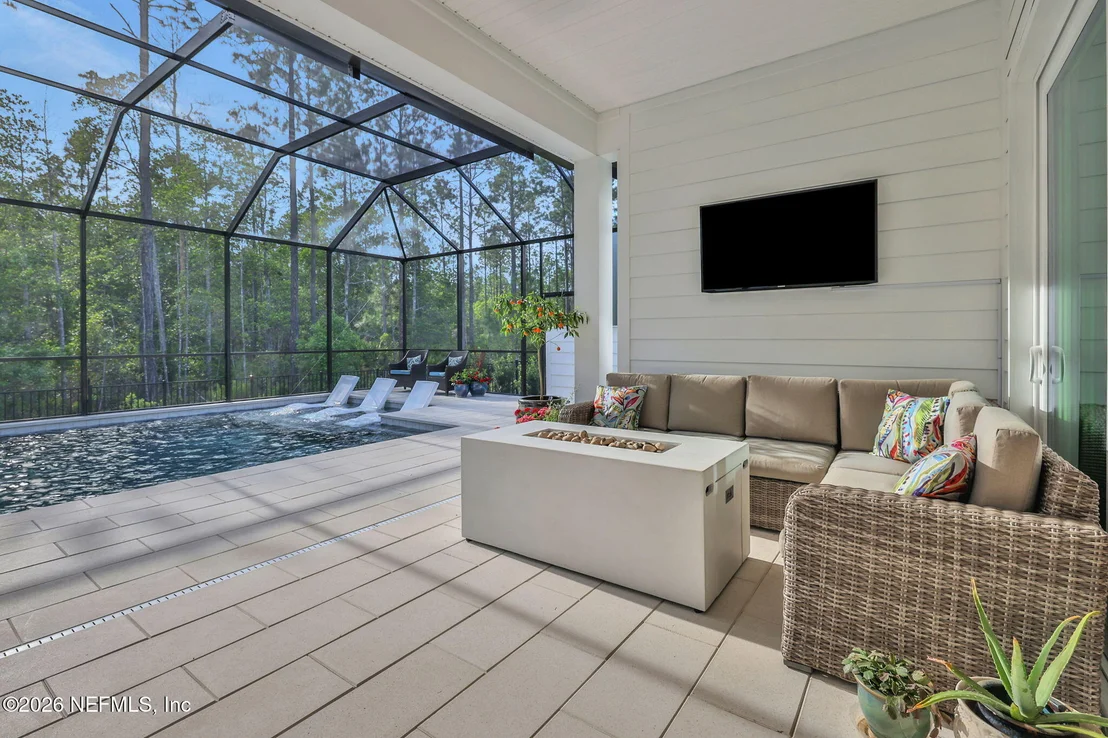 Photo of 431 CAIDEN Drive
