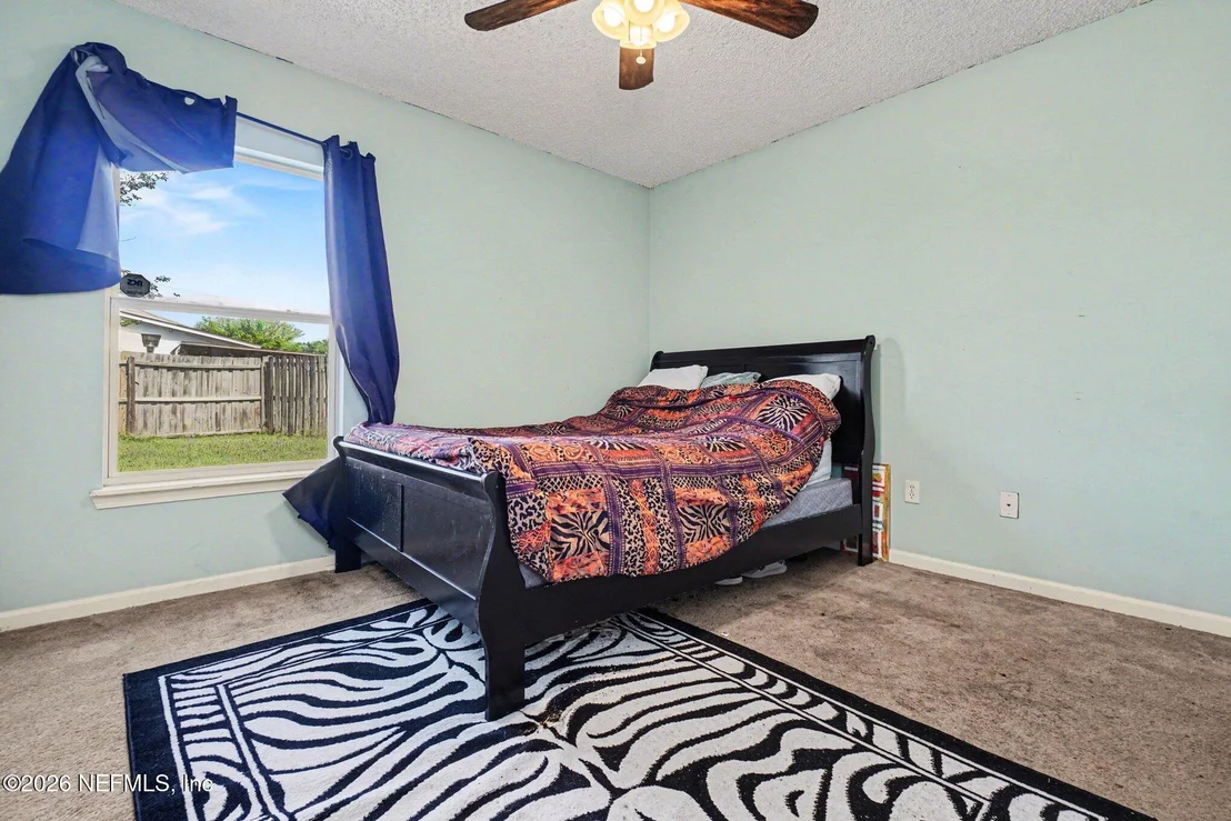Photo of 6525 SILK LEAF Lane
