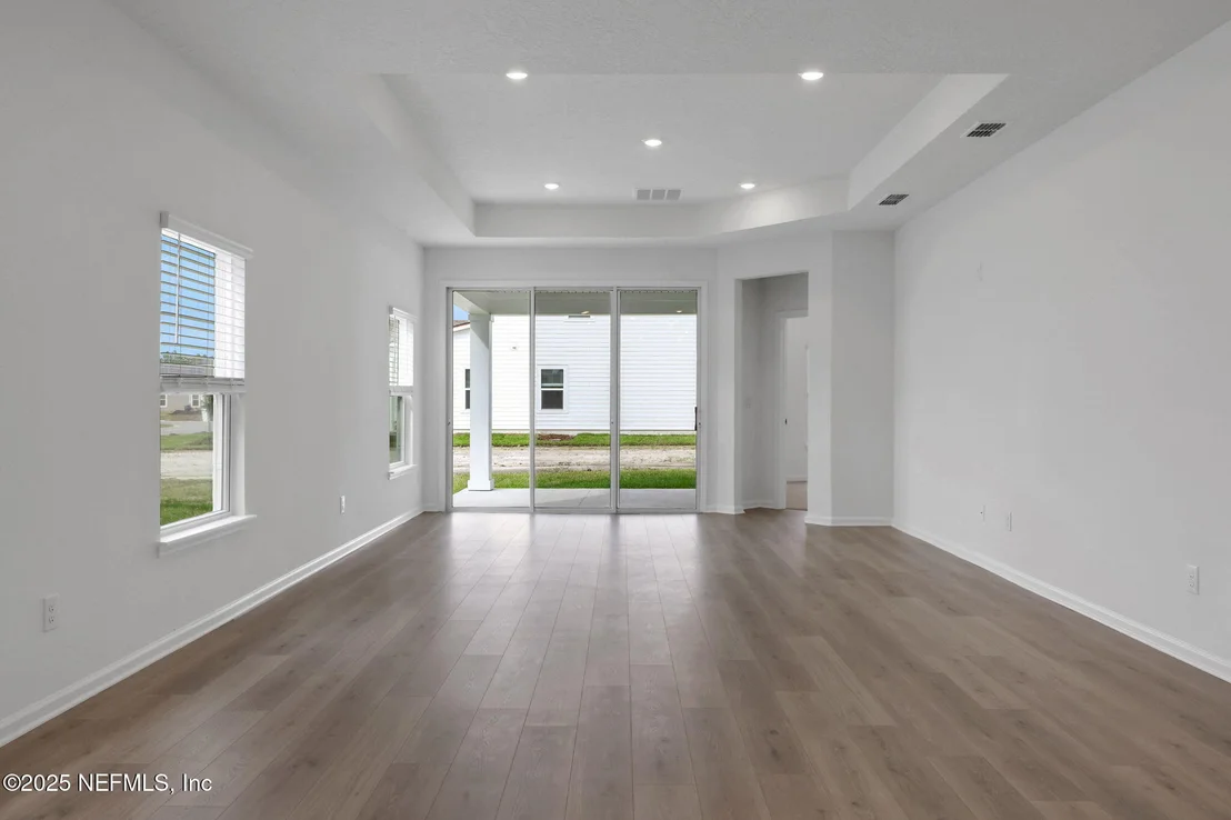 Photo of 405 BROOK FOREST Drive