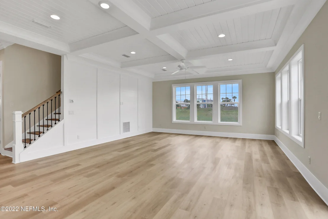 Photo of 121 5TH Street