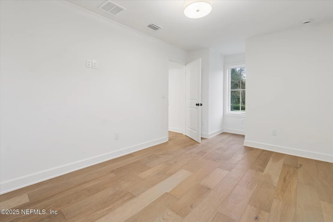 Photo of 28167 GRANDVIEW Manor
