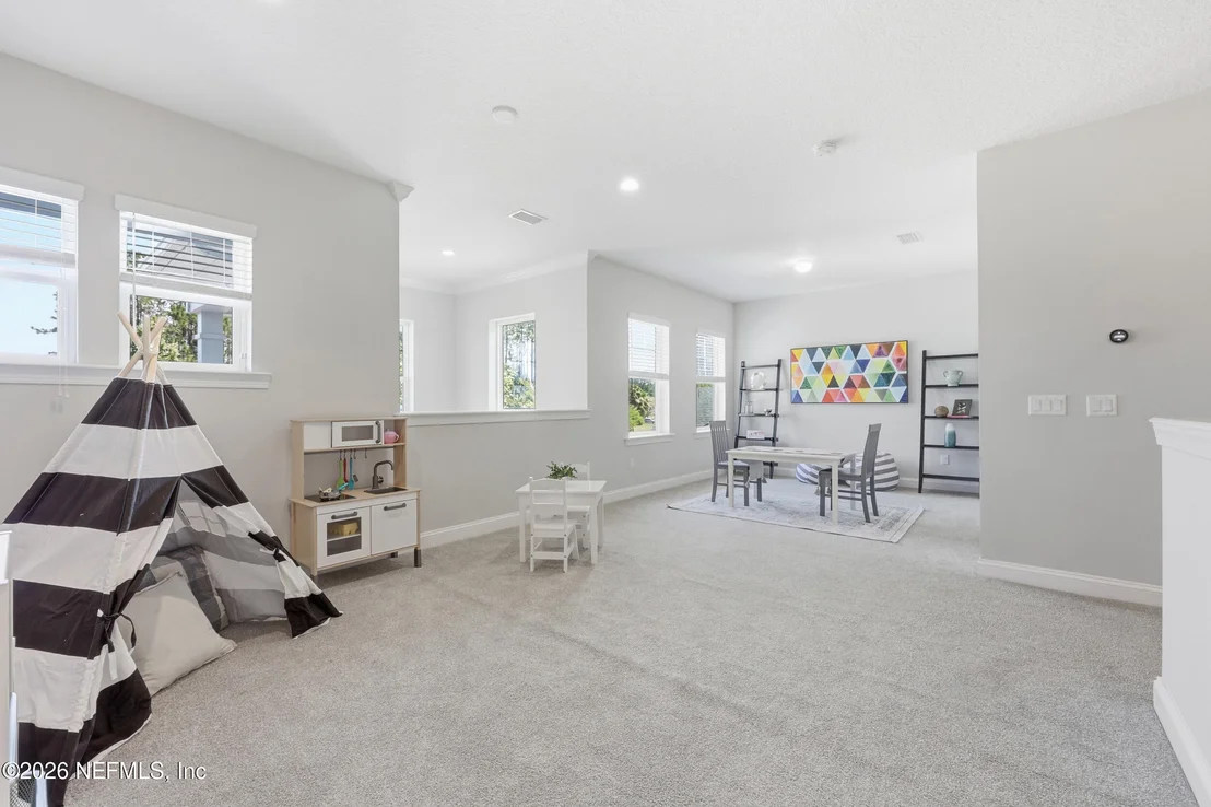 Photo of 275 FRESHWATER Drive