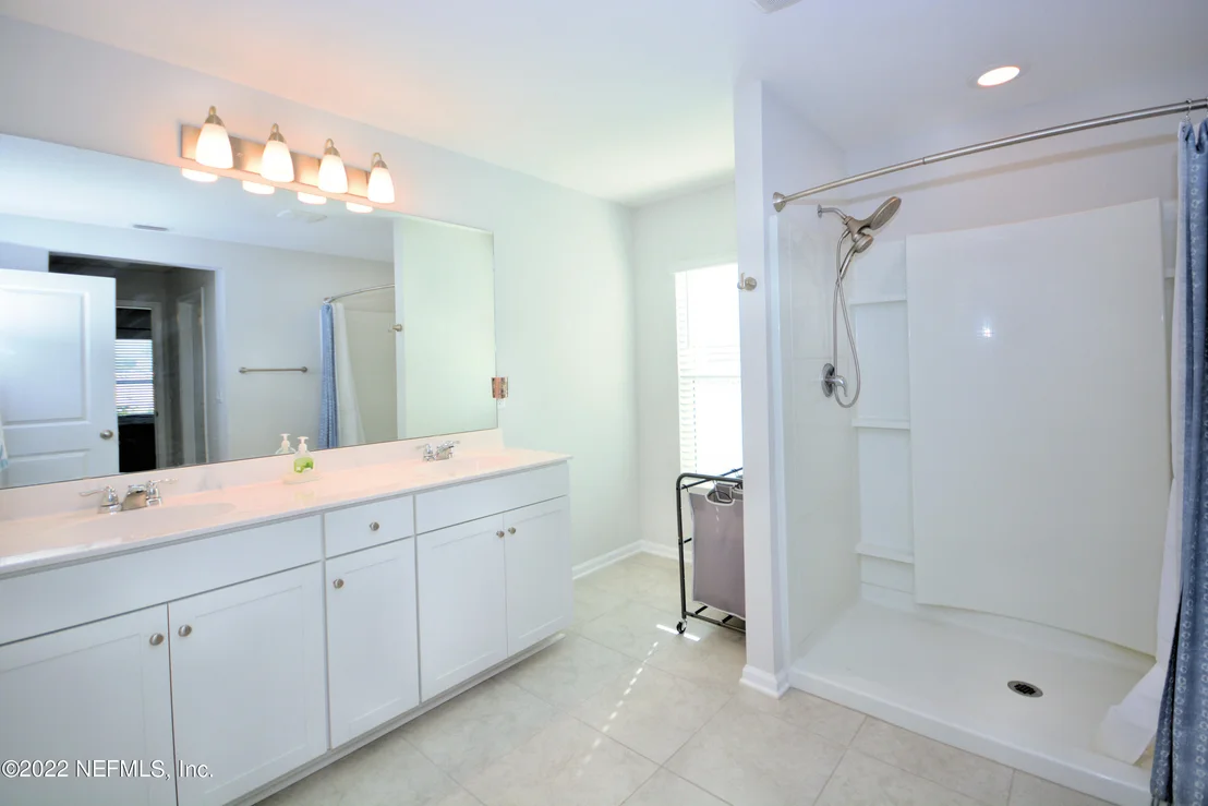 Photo of 38 NEWLAND Court