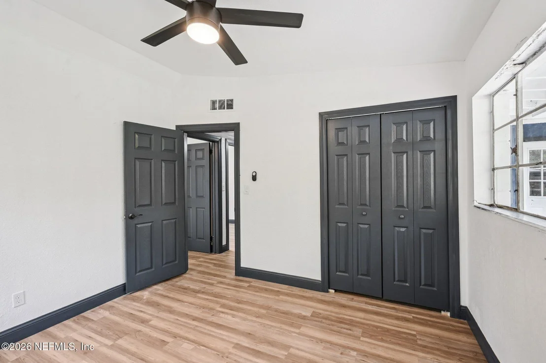 Photo of 5347 KEYSTONE Drive N