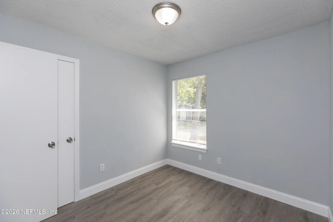 Photo of 1003 DANIEL Street