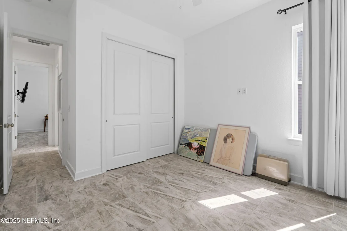 Photo of 63 BRADDOCK Court