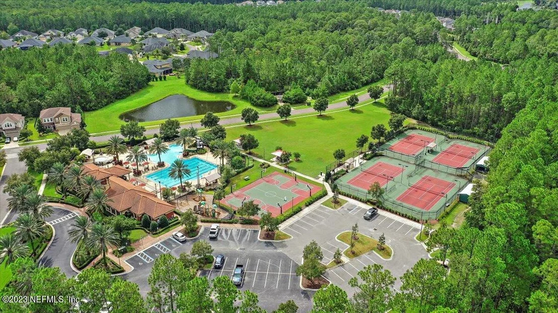Photo of 158 STAPLEHURST Drive