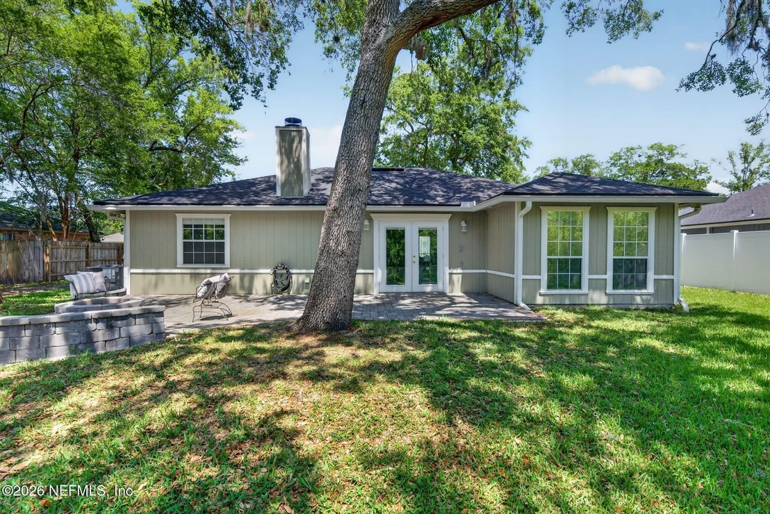 Photo of 572 COZYBROOK Lane