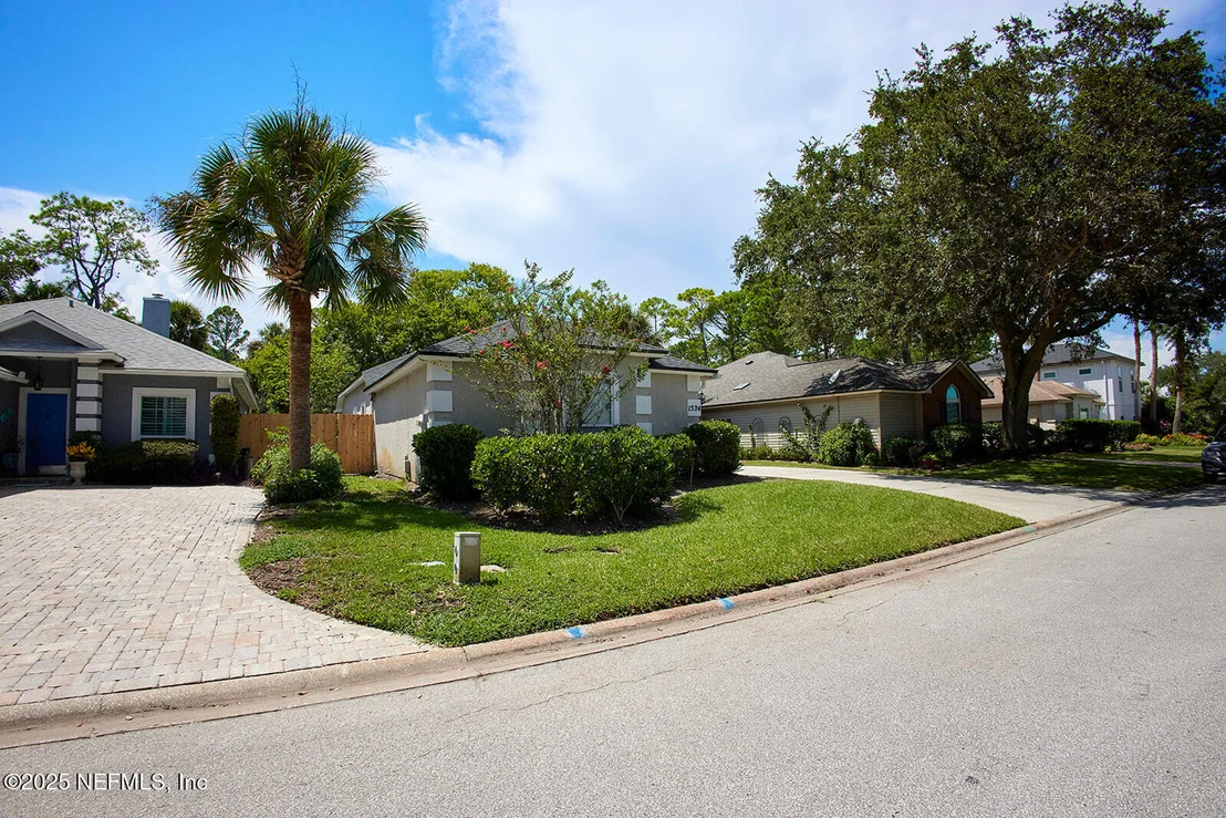 Photo of 1524 LINKSIDE Drive