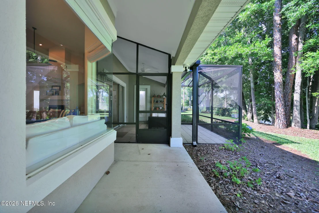 Photo of 2290 EAGLE HARBOR Parkway
