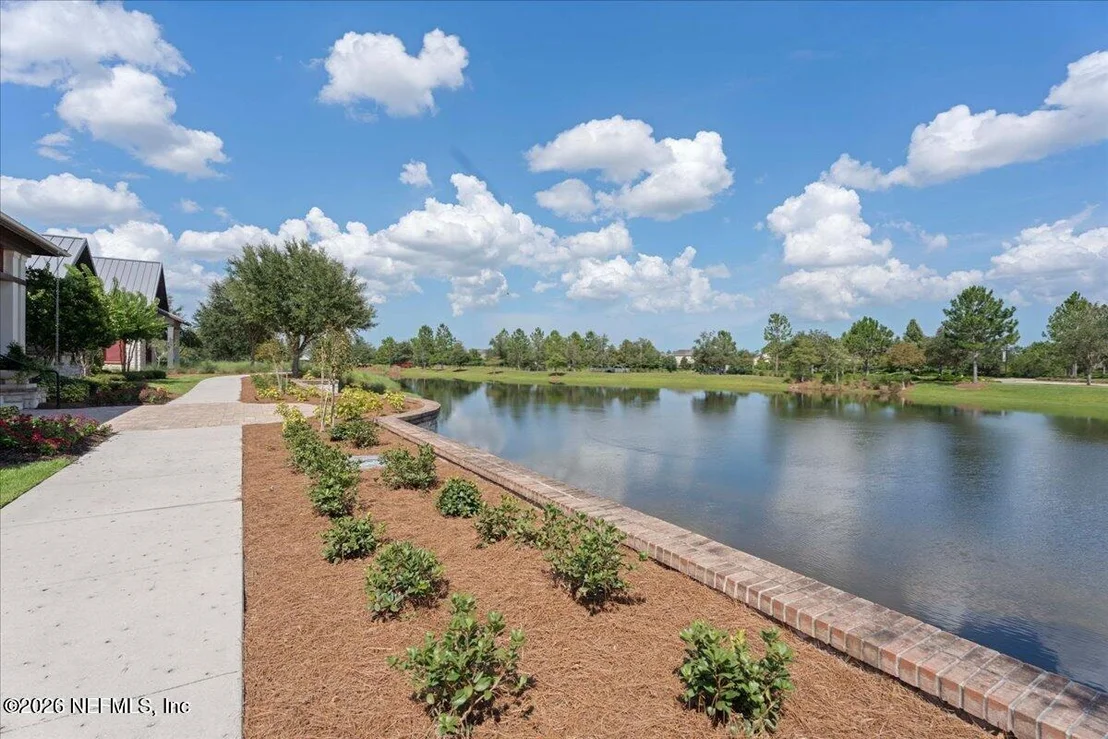 Photo of 253 RIDGEWIND Drive