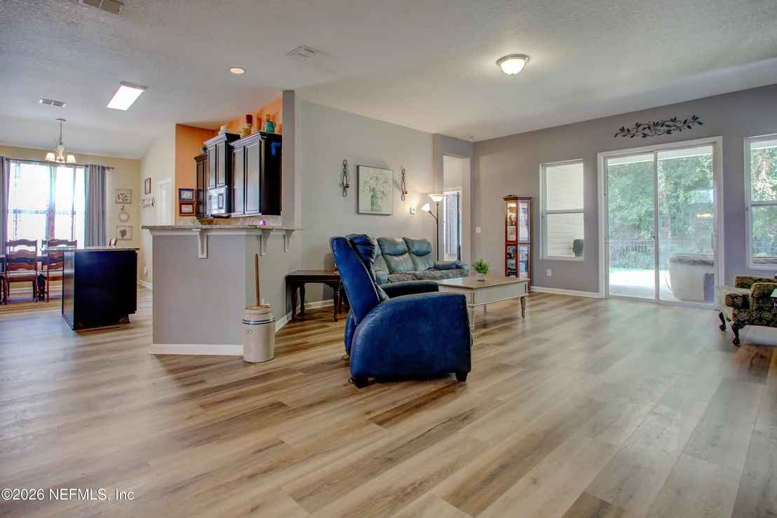 Photo of 10106 SANDLER Road