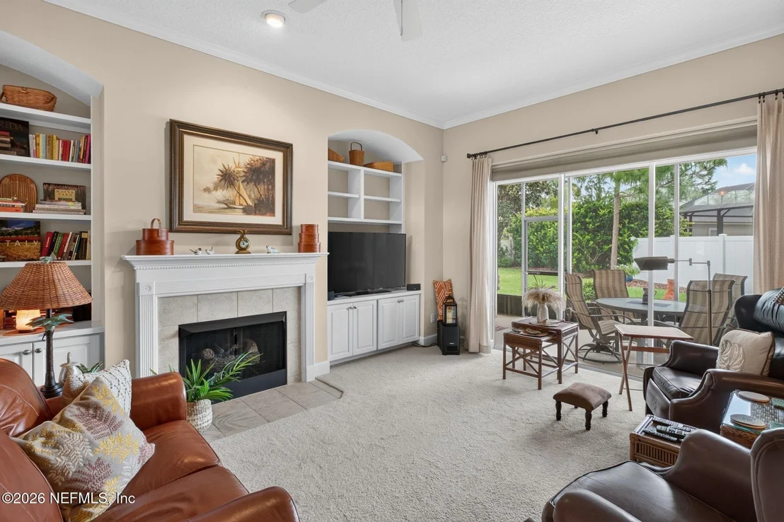 Photo of 533 CHRISTINA Drive