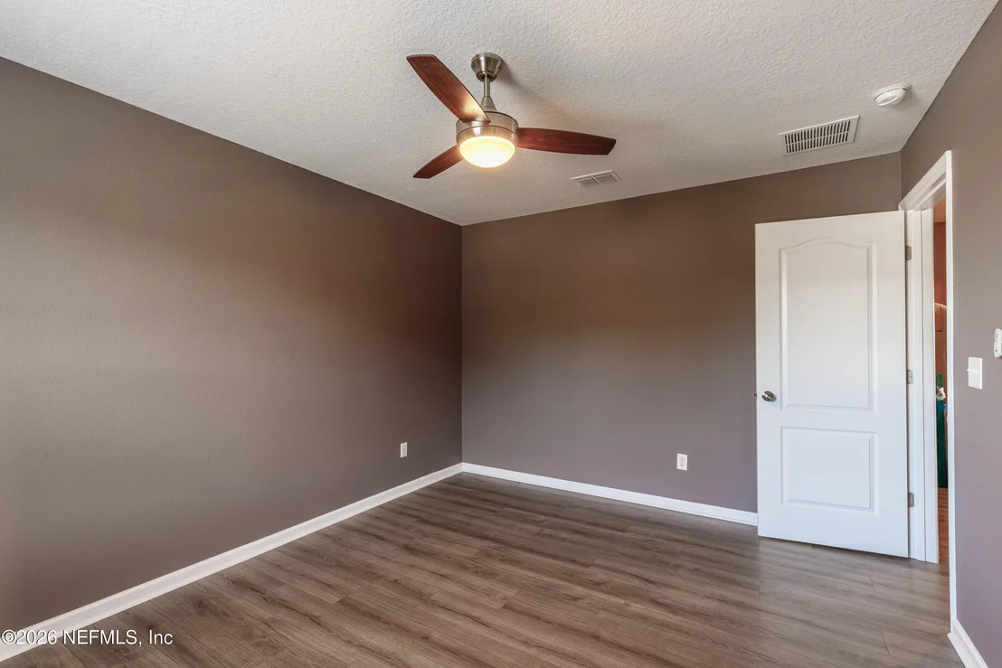 Photo of 1252 LUFFNESS Drive
