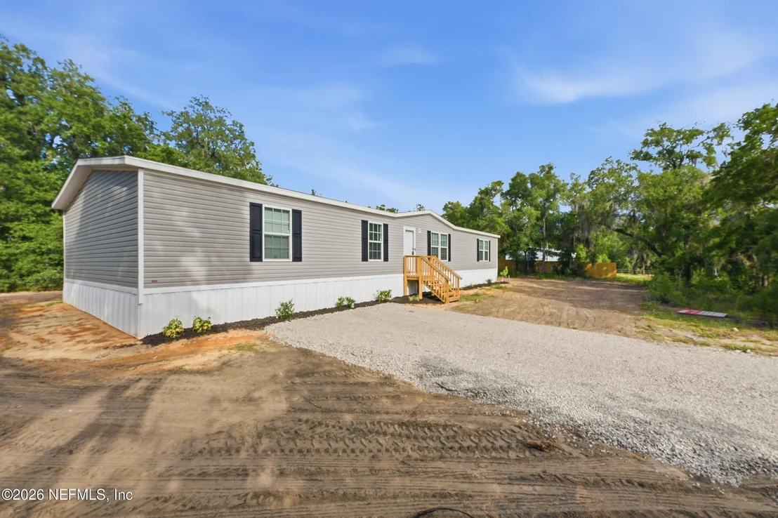 Photo of 352 N COUNTY ROAD 315