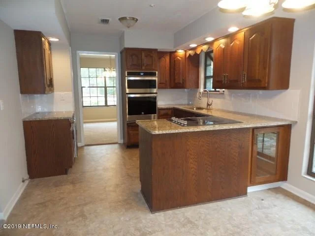 Photo of 2741 CLAIRBORO Road