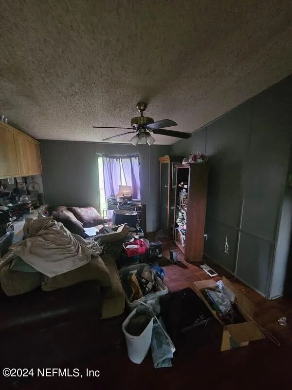 Photo of 44192 PINEBREEZE Circle