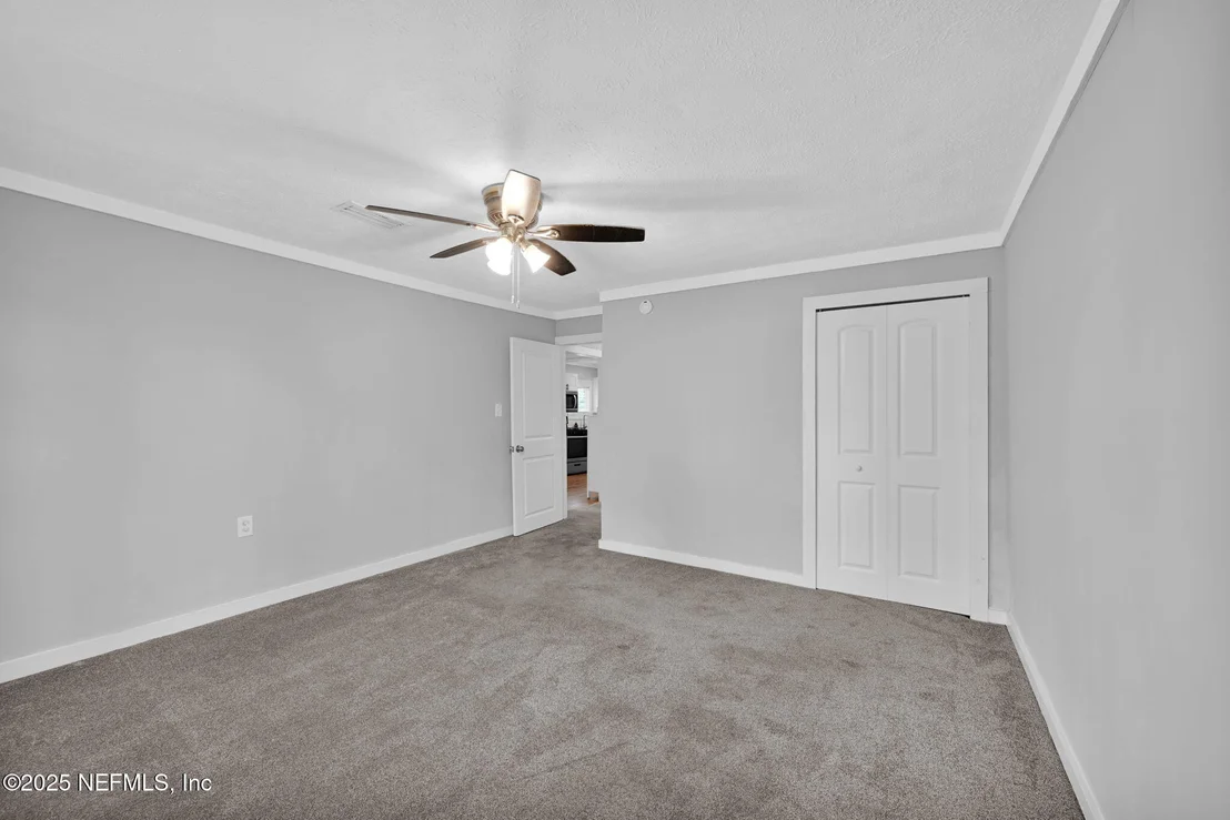 Photo of 430 CENTER Street