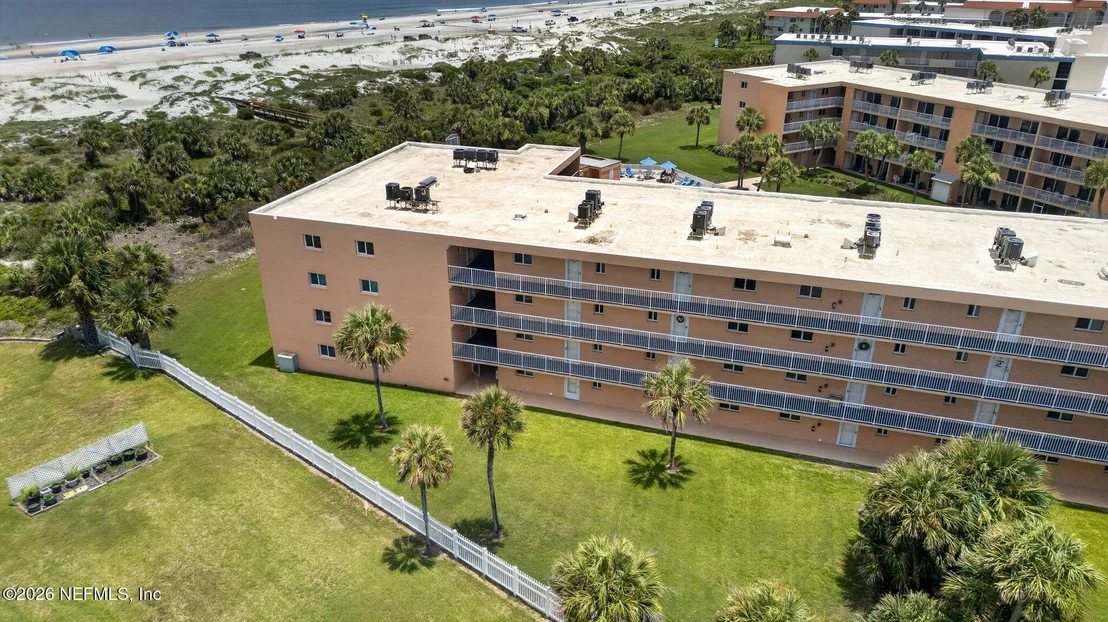 Photo of Unit 319 at 4 OCEAN TRACE Road