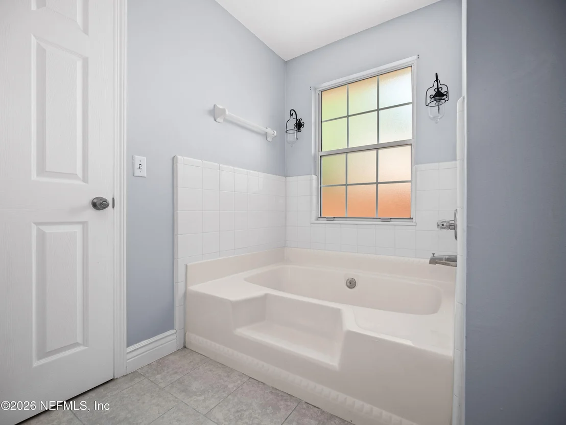 Photo of 1202 DORWINION Drive