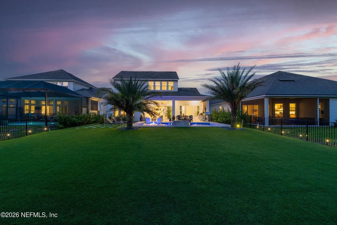 Photo of 351 PALM CREST Drive