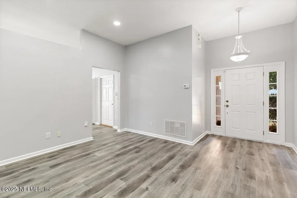 Photo of 953 N LILAC Loop