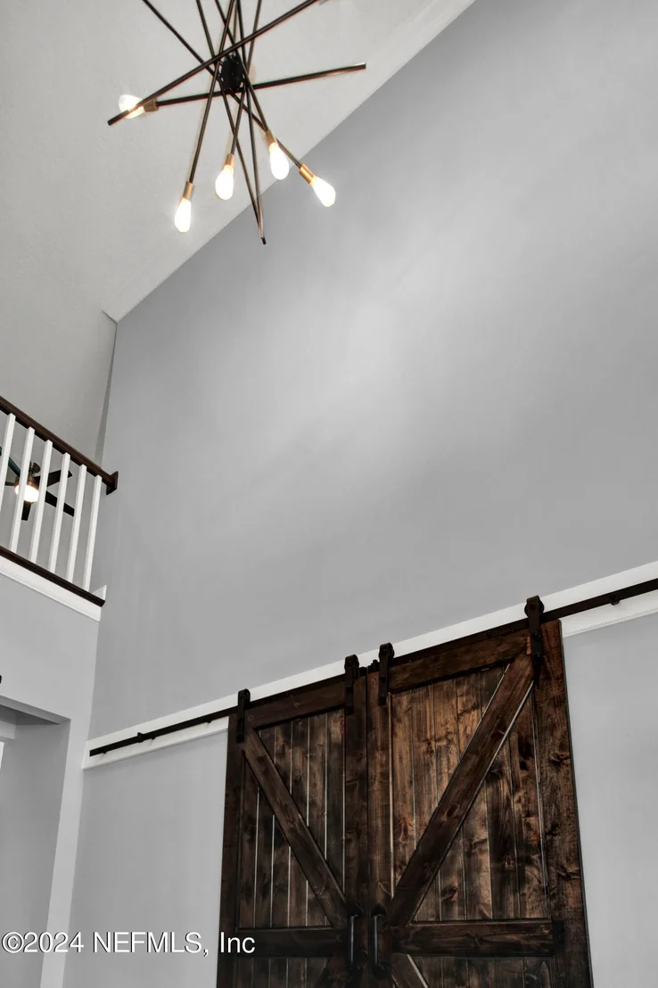 Photo of 10152 SILVERBROOK Trail
