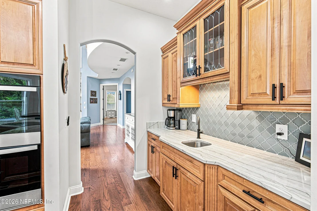 Photo of 120 RUSTIC OAKS Lane