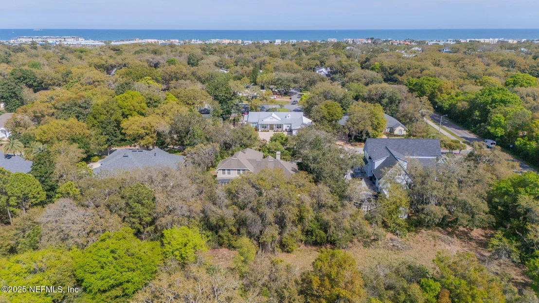 Photo of 105 SPANISH OAKS Lane