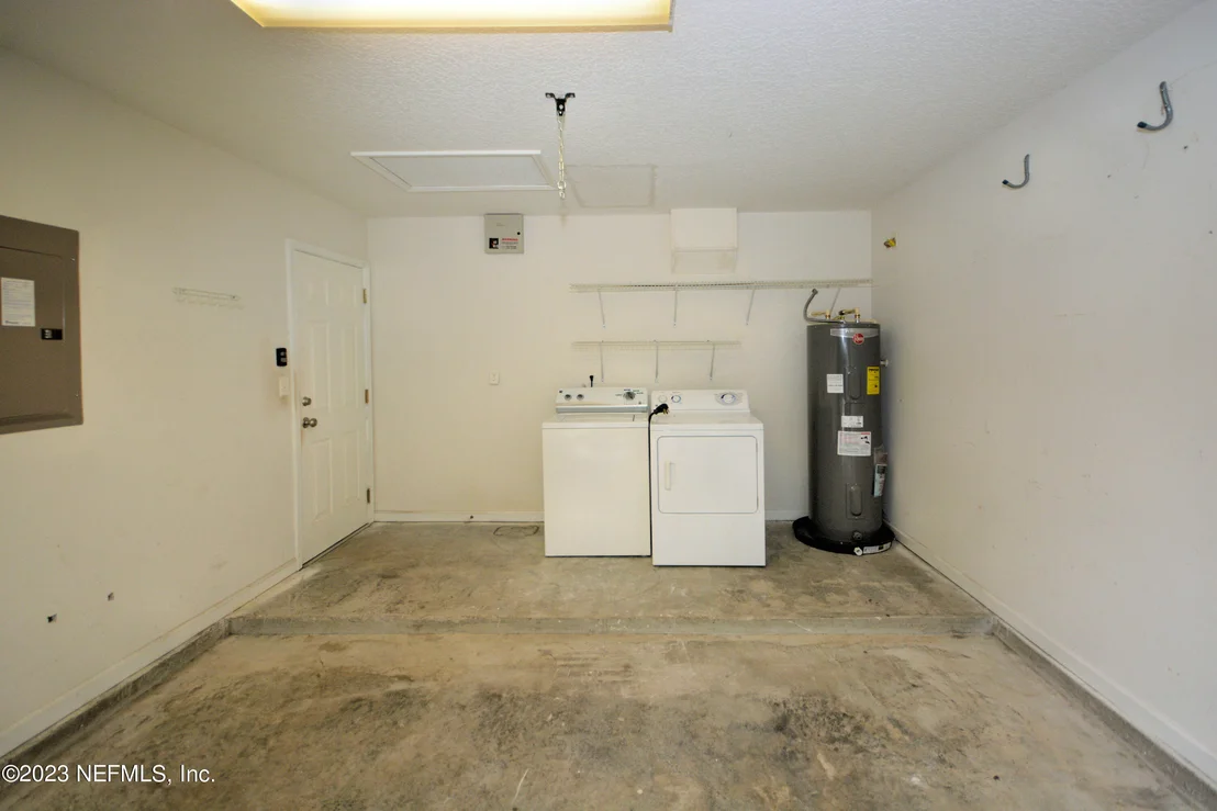 Photo of 8548 NEWTON Road