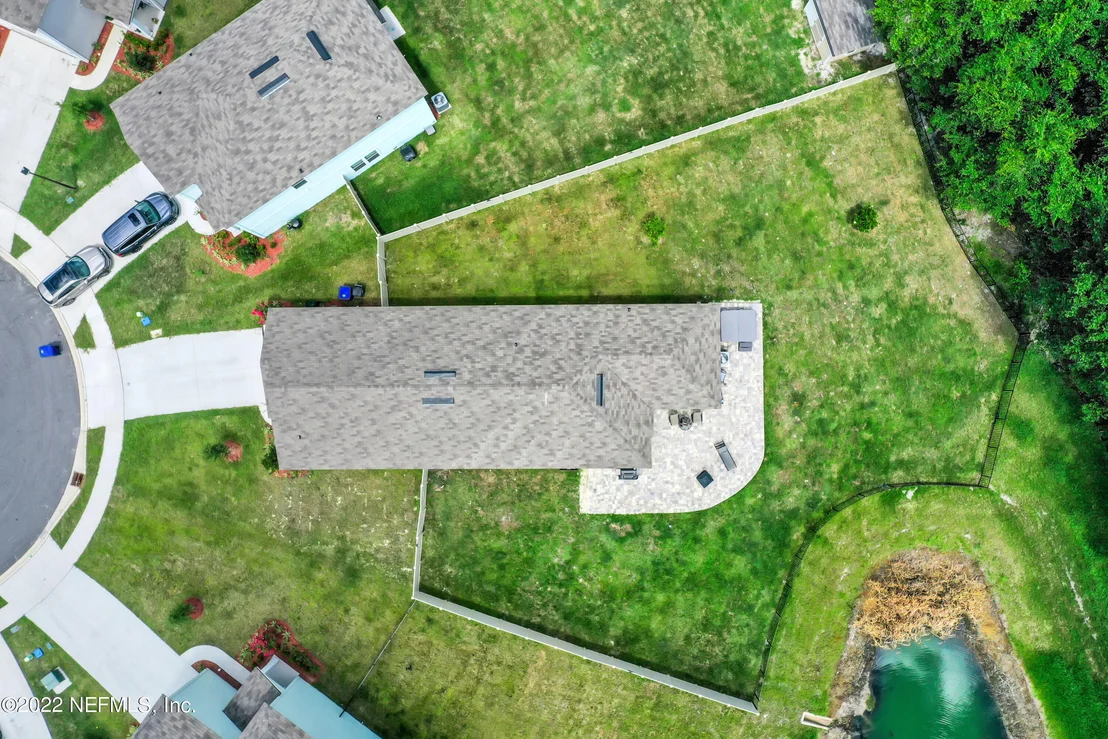 Photo of 400 CAMINHA Road