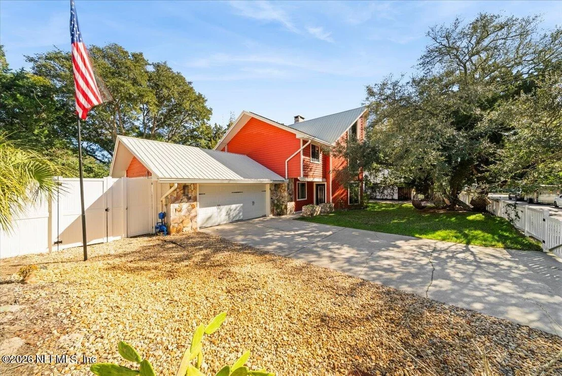 Photo of 4 SANTA MARIA Lane