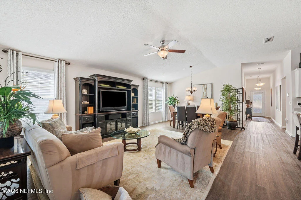 Photo of 480 PALACE Drive