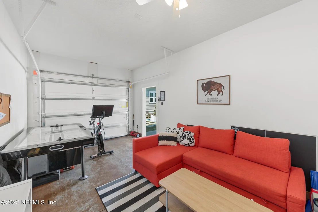 Photo of 3939 PALM Way