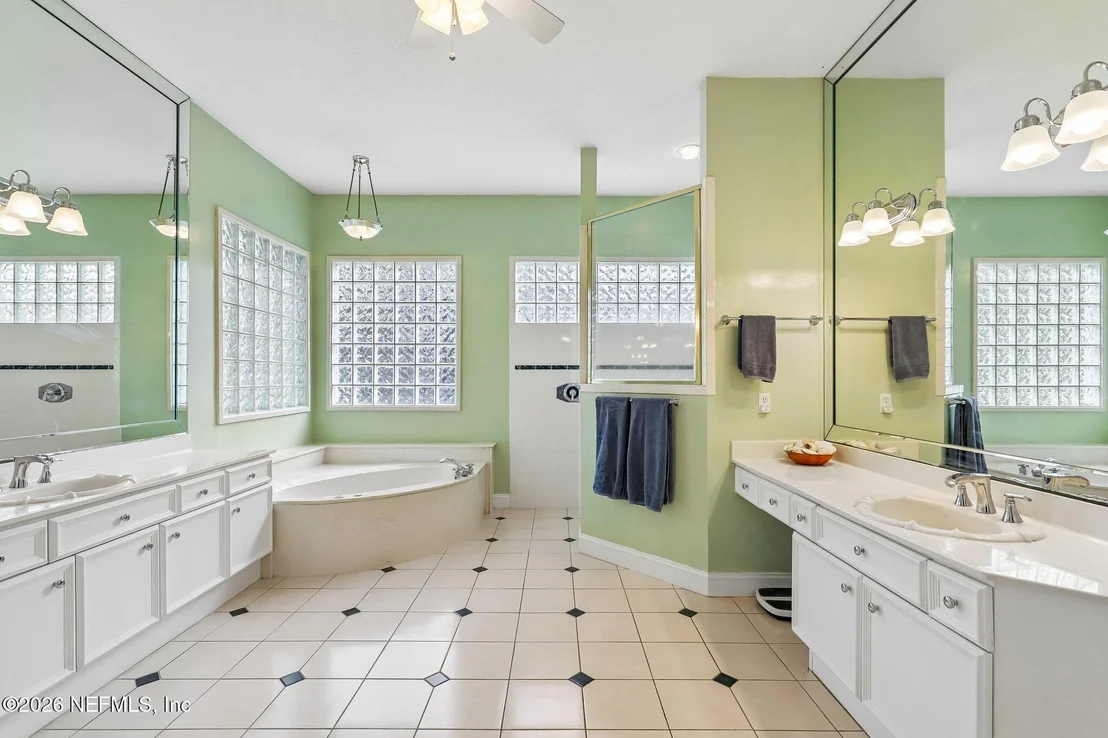 Photo of 13633 BROMLEY POINT Drive