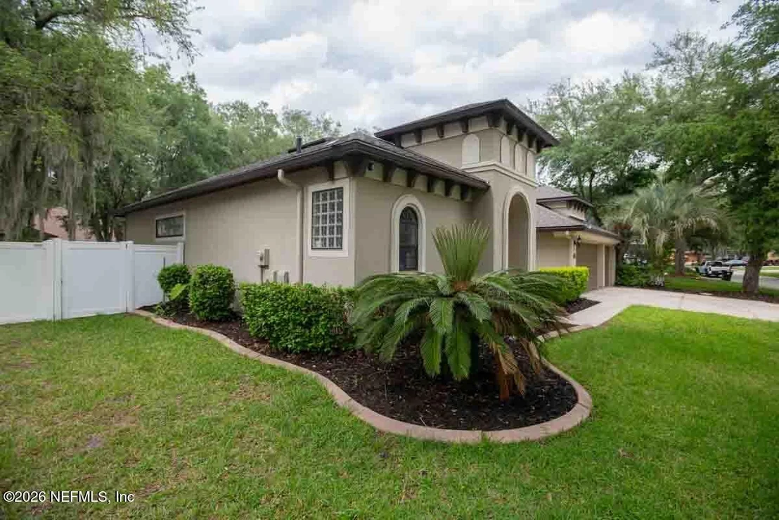 Photo of 1876 OAKCHIME Drive
