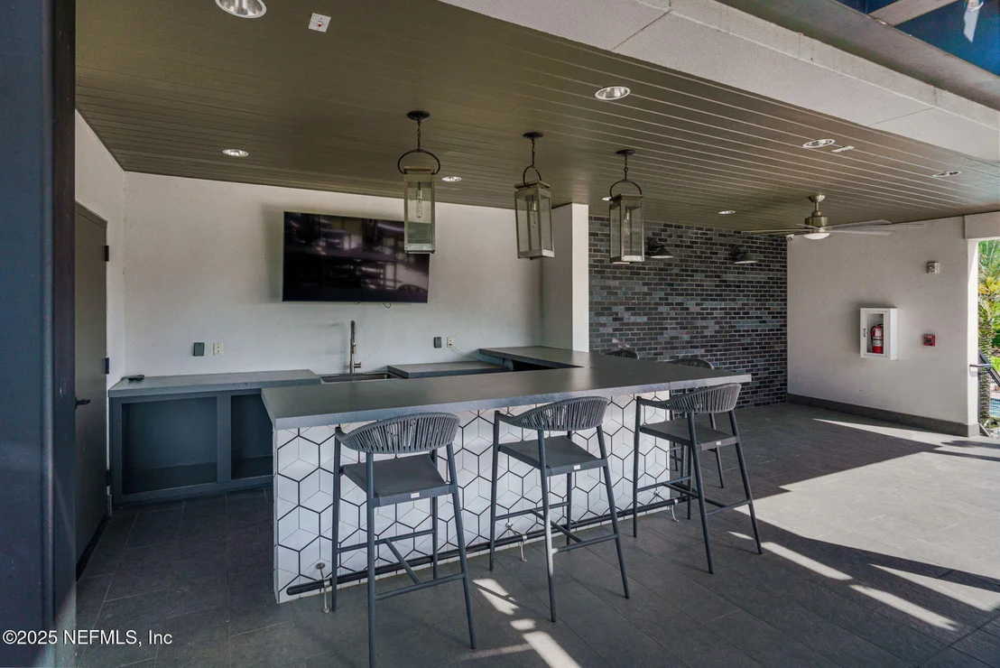 Photo of 9918 FILAMENT Boulevard