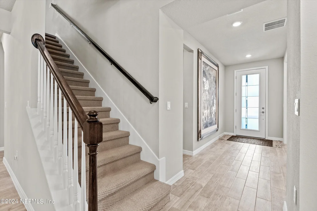 Photo of 11166 TOWN VIEW Drive