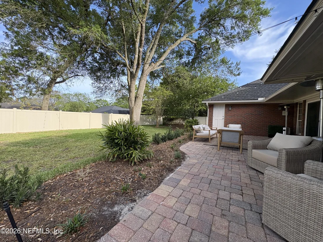 Photo of 8127 MIDDLE FORK Lane