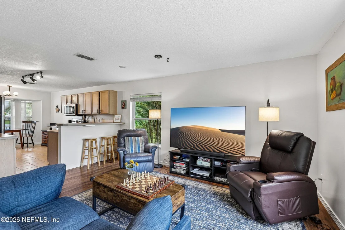 Photo of 305 ELEUTHERA Court