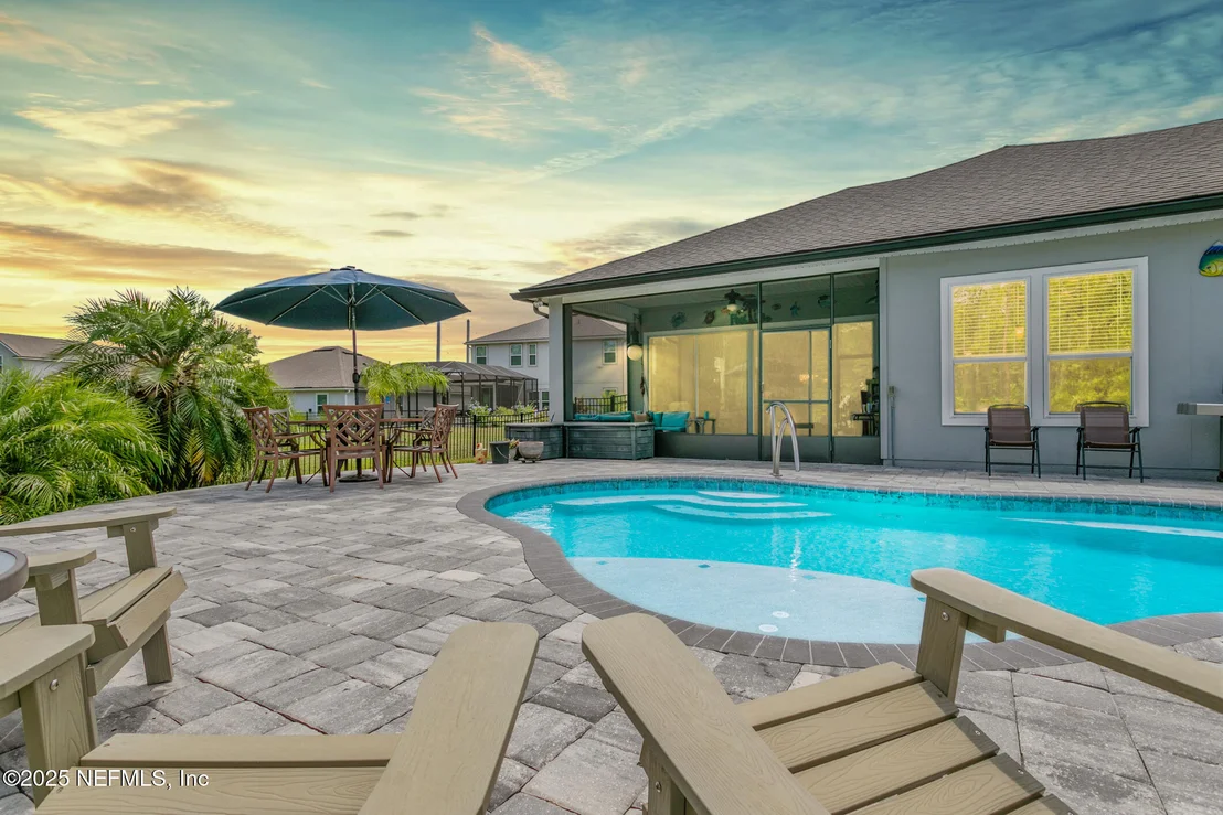 Photo of 362 CEDARSTONE Way