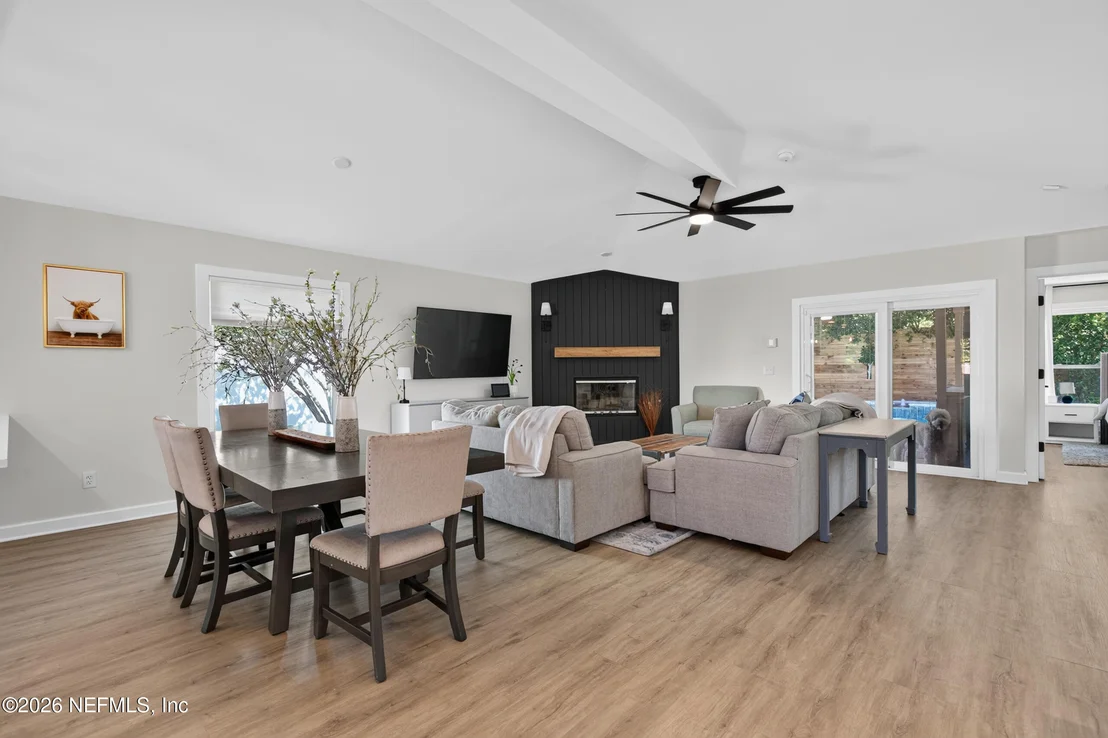 Photo of 12151 SUNCHASE Drive