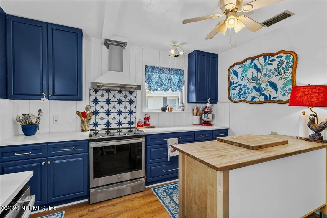 Photo of 4511 CAMBRIDGE Road