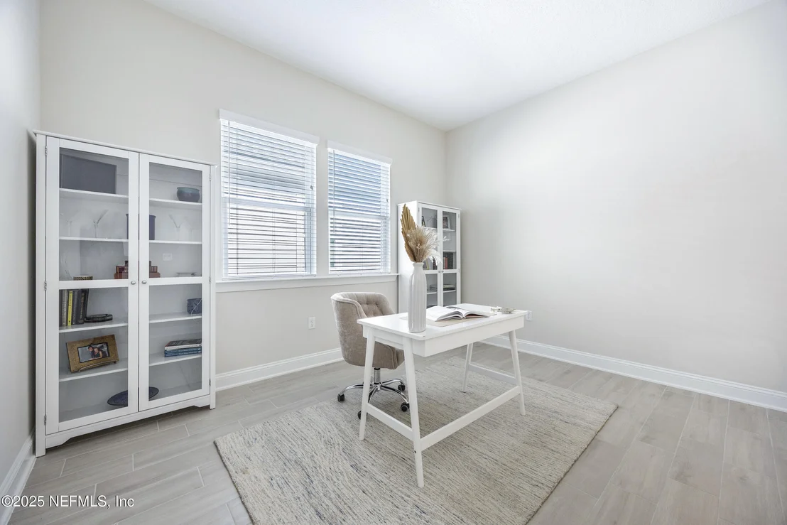 Photo of 9819 FILAMENT Boulevard