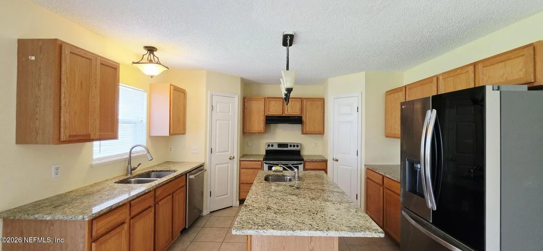 Photo of 8733 HUMBERSIDE Lane