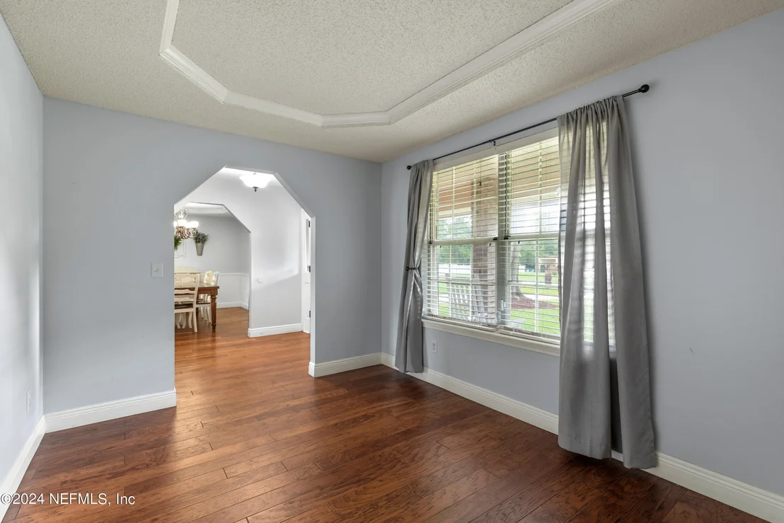 Photo of 10017 PLANK Lane
