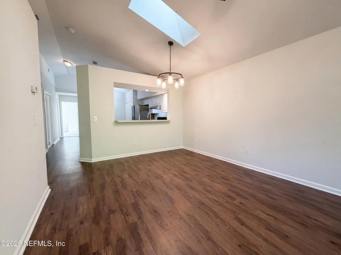 Photo of 2512 TOWNSQUARE Drive