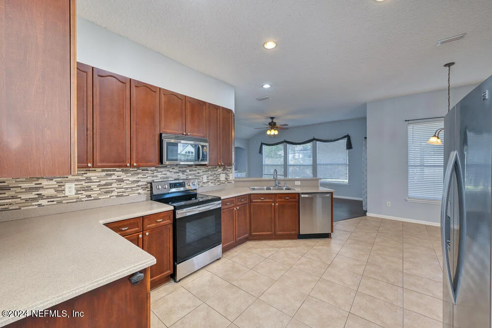 Photo of 732 WATERLILY Way