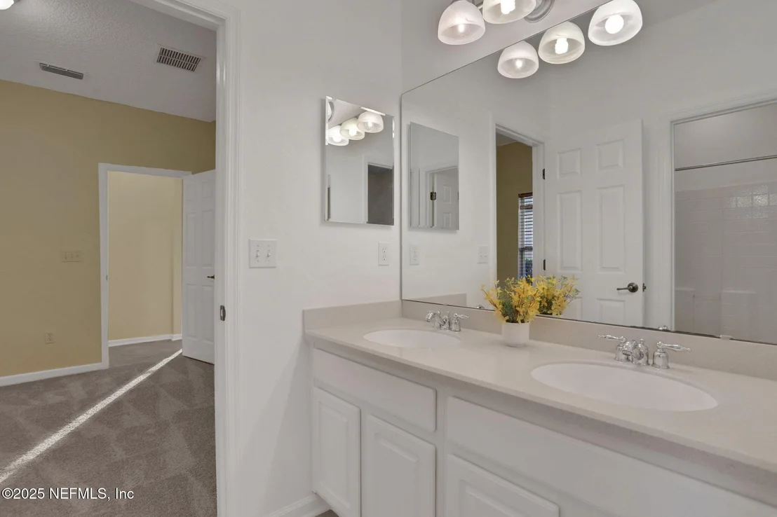 Photo of 1485 GREYFIELD Drive